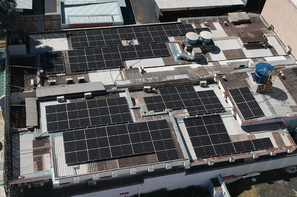 Invista em energia solar com quem tem mais de 10 anos de experiência: escolha a Solar Lab