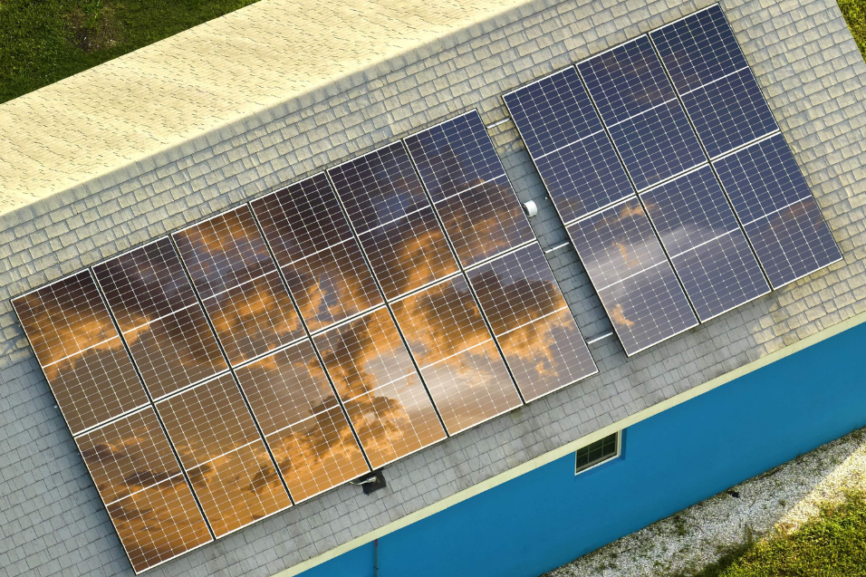 O que acontece com os painéis solares quando acaba a vida útil deles?